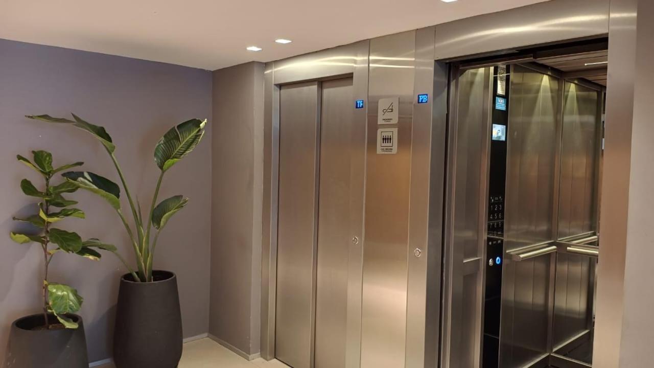 Here Quality And Design Apartment *